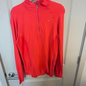 Nike Dry Fit Pull Over (Lg)
